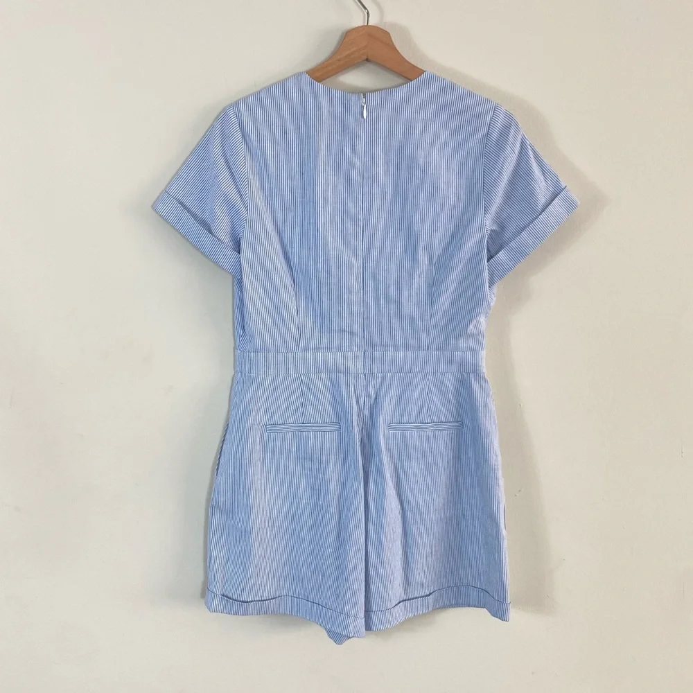 Banana Republic Seersucker Linen V-Neck Short Sleeve Blue White Striped - 6